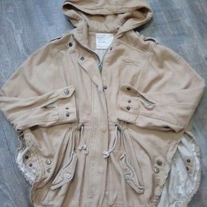 Free People (S) Khaki Trench Coat and Poncho All in One- TOP PICK✔️
